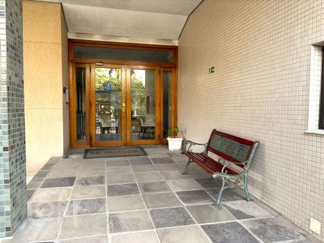 Foto 10 do(a) Apartamento de 3 quartos à venda em Santa Cecília, Porto Alegre