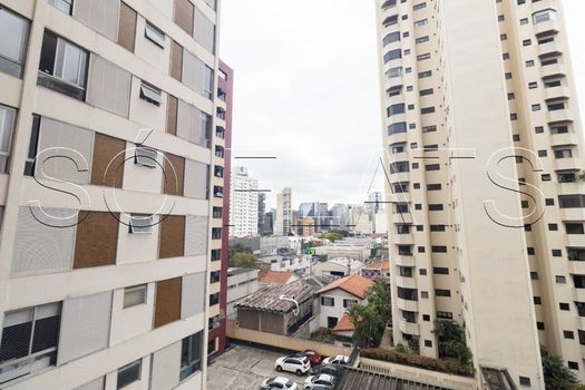 Foto 12 do(a) Flat de 1 quartos à venda em Vila Nova Conceição, São Paulo