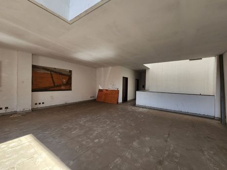 Foto 5 do(a) Edifício Inteiro false para alugar em Vila Santa Rita, Sorocaba