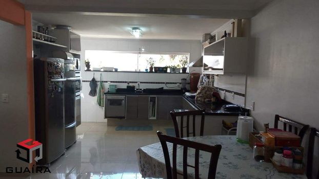 Foto 5 do(a) Casa de 3 quartos à venda em Vila Floresta, Santo André