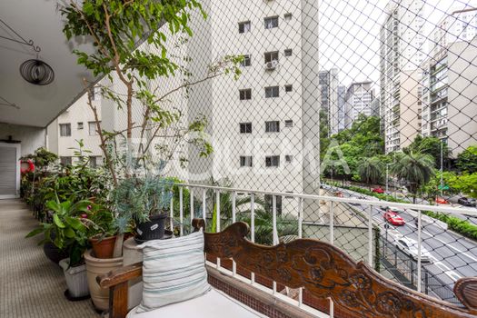 Foto 3 do(a) Apartamento de 4 quartos à venda em Jardim Paulista, São Paulo