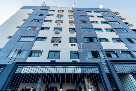 Foto 1 do(a) Apartamento de 2 quartos à venda em Passo da Areia, Porto Alegre