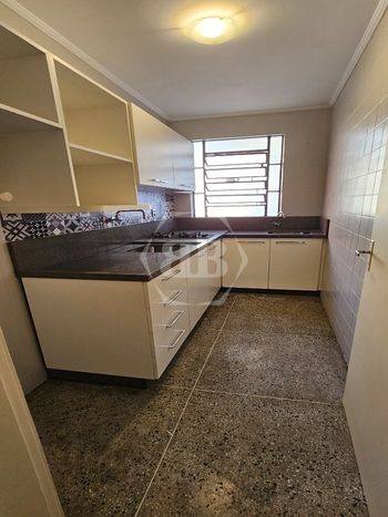 Foto 6 do(a) Kitnet / JK / Studio de 1 quartos para alugar em São João, Porto Alegre