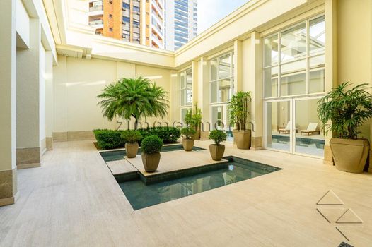 Foto 19 do(a) Cobertura de 5 quartos à venda em Vila Nova Conceição, São Paulo