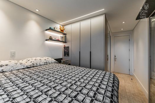 Foto 22 do(a) Apartamento de 3 quartos à venda em Mercês, Curitiba