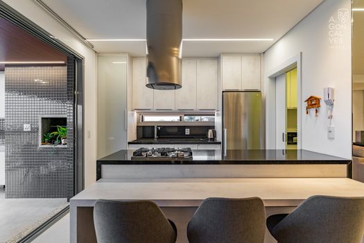 Foto 9 do(a) Apartamento de 3 quartos à venda em Mercês, Curitiba