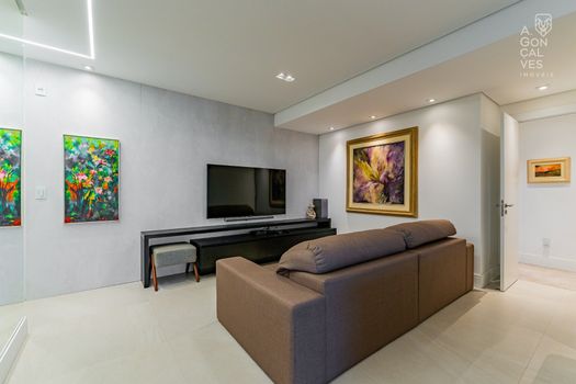 Foto 6 do(a) Apartamento de 3 quartos à venda em Mercês, Curitiba