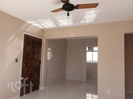 Foto 4 do(a) Apartamento de 2 quartos à venda em Mont Serrat, Porto Alegre
