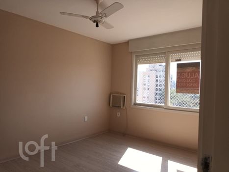 Foto 10 do(a) Apartamento de 2 quartos à venda em Mont Serrat, Porto Alegre