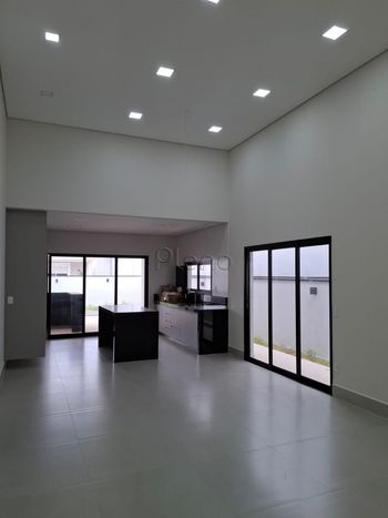 Foto 2 do(a) Casa em Condomínio false à venda em Swiss Park, Campinas