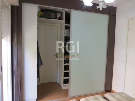 Foto 11 do(a) Casa em Condomínio de 3 quartos à venda em Santo Antônio, Porto Alegre