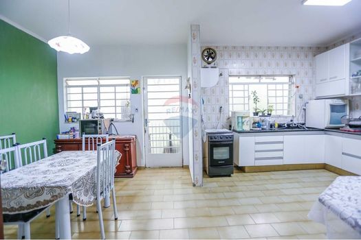 Foto 19 do(a) Casa de 3 quartos à venda em Jardim Emília, Sorocaba