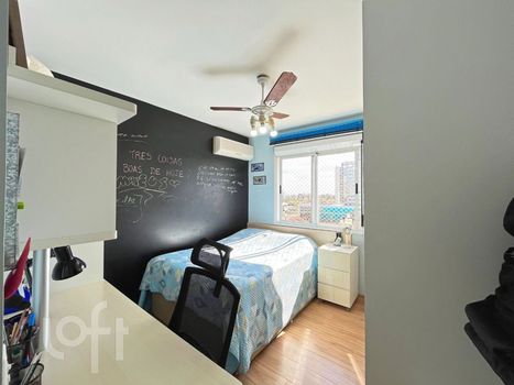 Foto 33 do(a) Apartamento de 3 quartos à venda em Vila Ipiranga, Porto Alegre