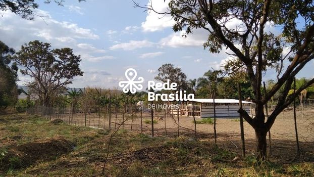 Foto 14 do(a) Fazenda / Sítio / Chácara de 2 quartos à venda em Paranoá, Brasília
