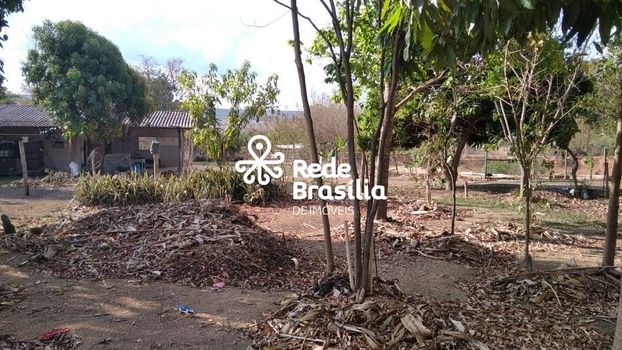Foto 33 do(a) Fazenda / Sítio / Chácara de 2 quartos à venda em Paranoá, Brasília
