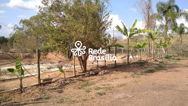 Foto 26 do(a) Fazenda / Sítio / Chácara de 2 quartos à venda em Paranoá, Brasília
