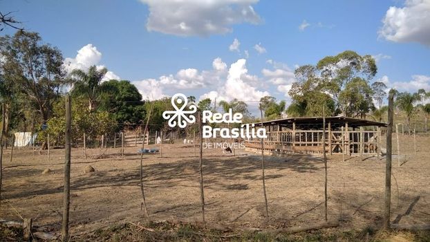Foto 25 do(a) Fazenda / Sítio / Chácara de 2 quartos à venda em Paranoá, Brasília