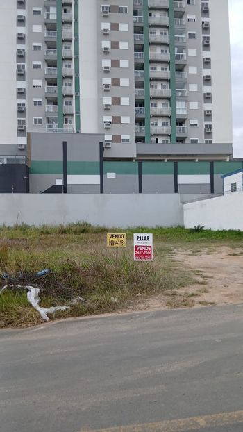 Foto 2 do(a) Terreno false à venda em Próspera, Criciúma