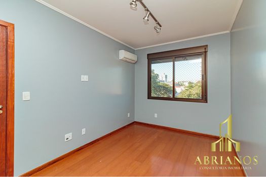Foto 17 do(a) Apartamento de 2 quartos à venda em Passo da Areia, Porto Alegre