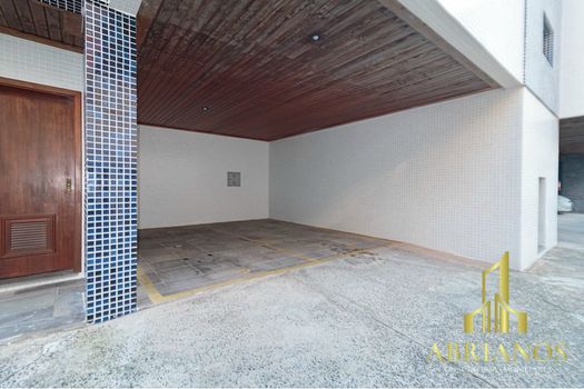 Foto 32 do(a) Apartamento de 2 quartos à venda em Passo da Areia, Porto Alegre