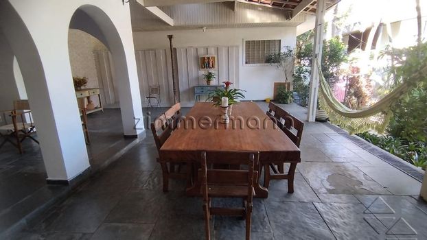 Foto 4 do(a) Casa de 3 quartos à venda em Alto de Pinheiros, São Paulo