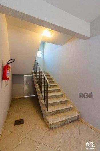 Foto 4 do(a) Flat de 2 quartos à venda em Jardim do Salso, Porto Alegre