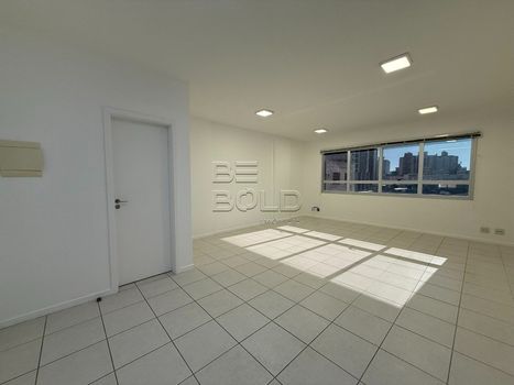 Foto 16 do(a) Sala / Conjunto Comercial false à venda em Estreito, Florianópolis