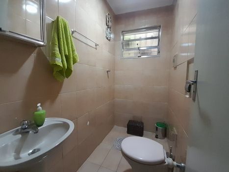 Foto 9 do(a) Casa de 4 quartos à venda em Vila Antonieta, São Paulo
