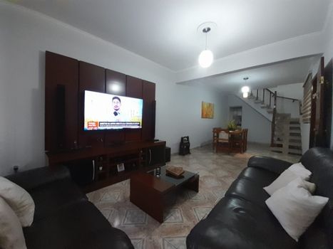Foto 3 do(a) Casa de 4 quartos à venda em Vila Antonieta, São Paulo