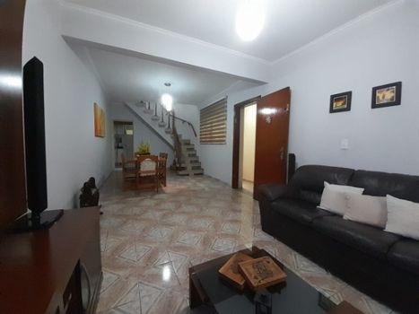 Foto 4 do(a) Casa de 4 quartos à venda em Vila Antonieta, São Paulo
