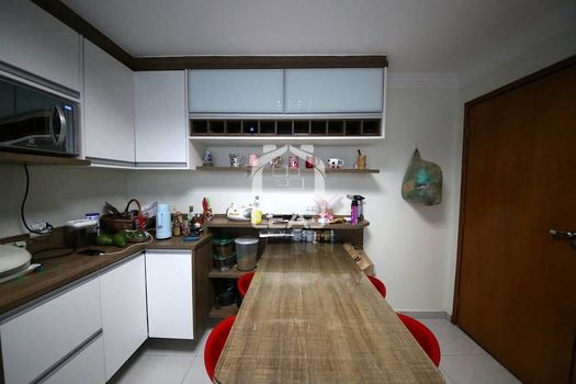 Foto 11 do(a) Casa de 3 quartos à venda em Vila Inglesa, São Paulo