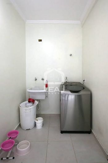 Foto 6 do(a) Casa de 3 quartos à venda em Vila Inglesa, São Paulo