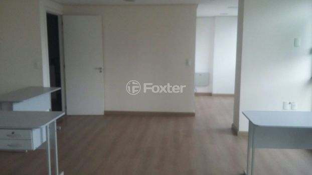 Foto 1 do(a) Sala / Conjunto Comercial false à venda em Floresta, Porto Alegre