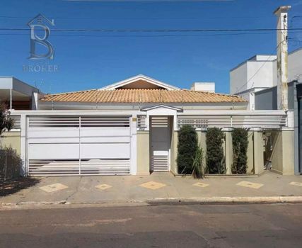 Foto 1 do(a) Casa de 4 quartos à venda em Parque das Esmeraldas II, Marília