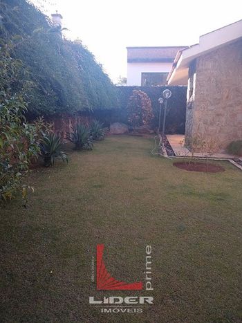 Foto 4 do(a) Casa de 4 quartos à venda em Vila Santista, Atibaia