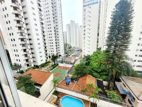 Foto 5 do(a) Apartamento de 1 quartos à venda em Indianópolis, São Paulo