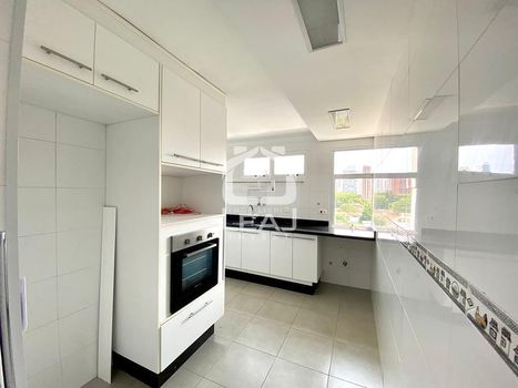 Foto 2 do(a) Apartamento de 3 quartos à venda em Vila Clementino, São Paulo