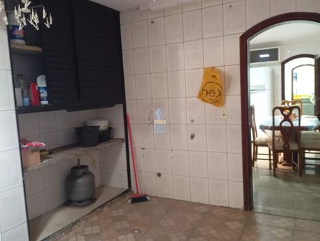 Foto 15 do(a) Casa de 3 quartos à venda em Parque Novo Mundo, São Paulo