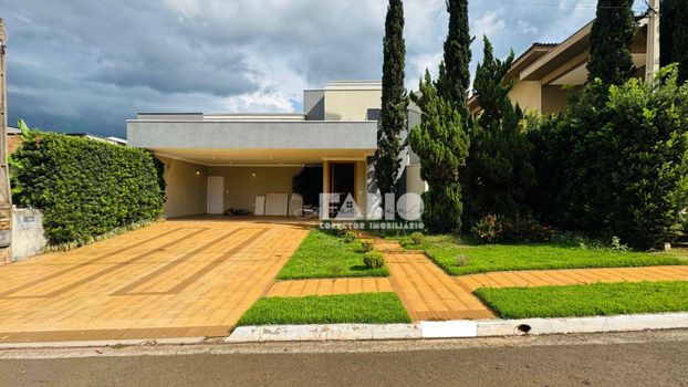 Foto 1 do(a) Casa em Condomínio de 3 quartos à venda em Golden Park Residence, Mirassol