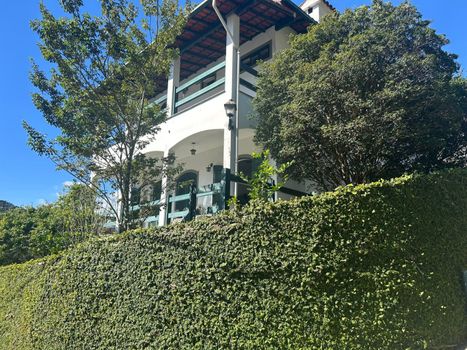 Foto 3 do(a) Casa de 3 quartos à venda em Mosela, Petrópolis