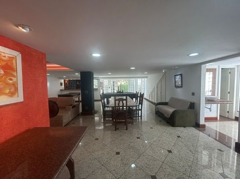 Foto 22 do(a) Casa de 3 quartos à venda em Mosela, Petrópolis