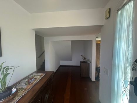 Foto 13 do(a) Casa de 3 quartos à venda em Mosela, Petrópolis