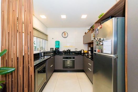 Foto 9 do(a) Casa em Condomínio de 3 quartos à venda em Boa Vista, Curitiba