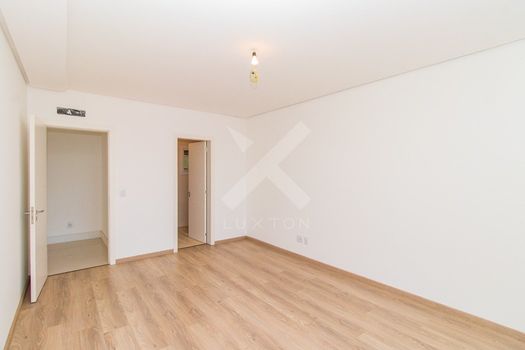 Foto 37 do(a) Apartamento de 4 quartos para alugar em Vila Assunção, Porto Alegre