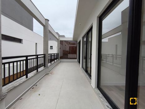 Foto 14 do(a) Casa em Condomínio de 3 quartos à venda em Cacupé, Florianópolis