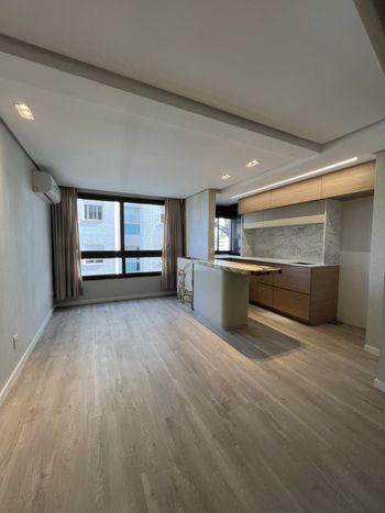 Foto 4 do(a) Apartamento de 2 quartos à venda em Rio Branco, Porto Alegre