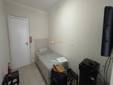 Foto 42 do(a) Casa de 3 quartos à venda em Parque Industriário, Santo André
