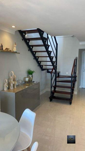 Foto 6 do(a) Cobertura de 2 quartos à venda em Jardim Las Palmas, Guarujá