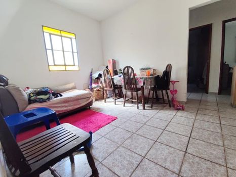 Foto 4 do(a) Casa de 2 quartos à venda em Vila Atlântica, Caraguatatuba