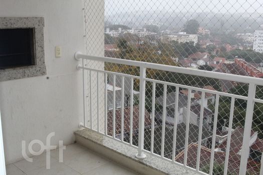 Foto 1 do(a) Apartamento de 3 quartos à venda em Teresópolis, Porto Alegre